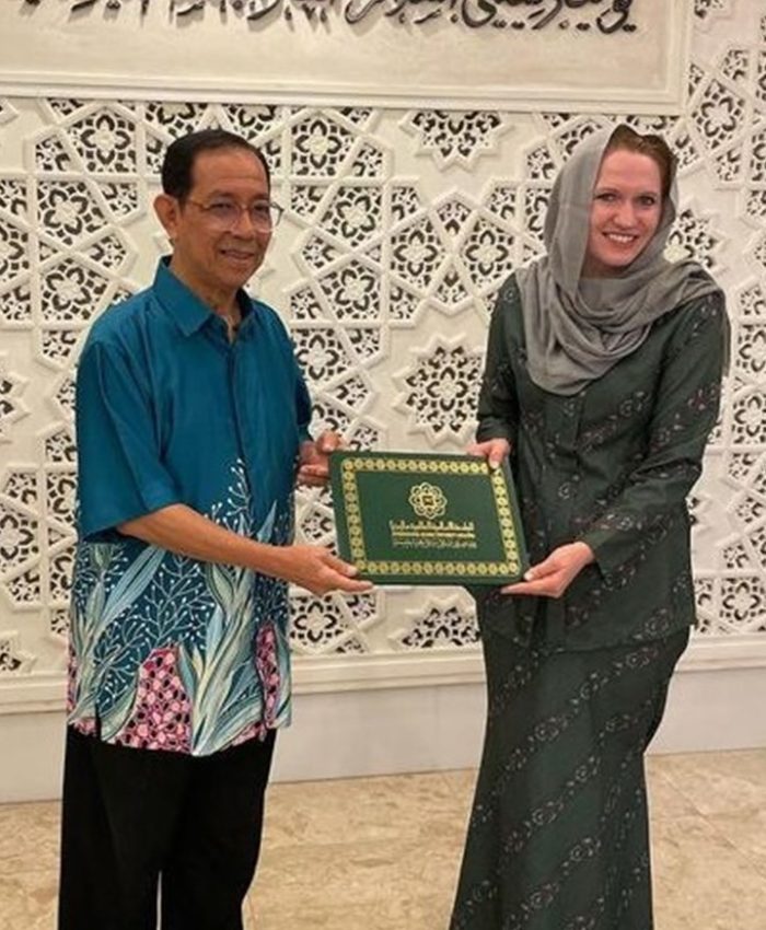 MAJLIS PENYERAHAN SIJIL LANTERA BAHASA